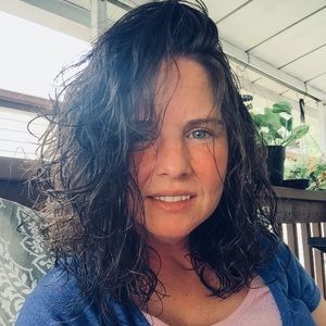 Meet your Posher, Misty